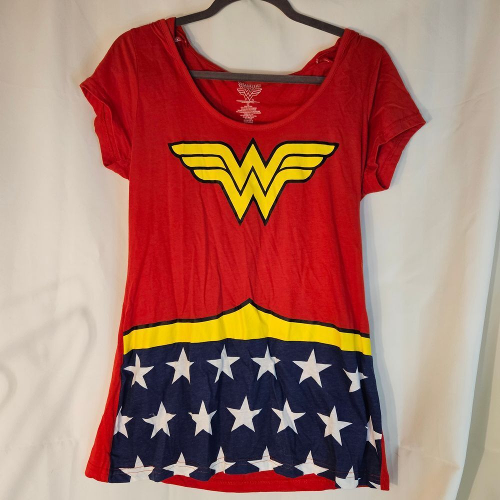 DC Comics Wonder Woman Costume T-Shirt with‎ Stars and Stripes Design